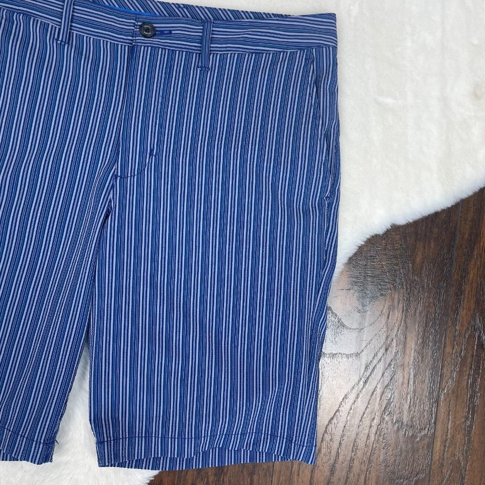 Tommy Bahama Shorts 33 Blue Striped Stretch Nylon 10" Inseam Golf Men's - Picture 2 of 9